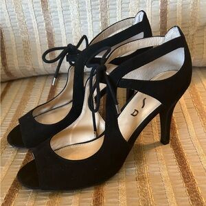 Unisa Black Suede open toe, high heal,ankle tie dress sandal. Size 8.5 M VGUC